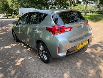 Used Toyota Auris 2014 for sale - 79081744: Photo