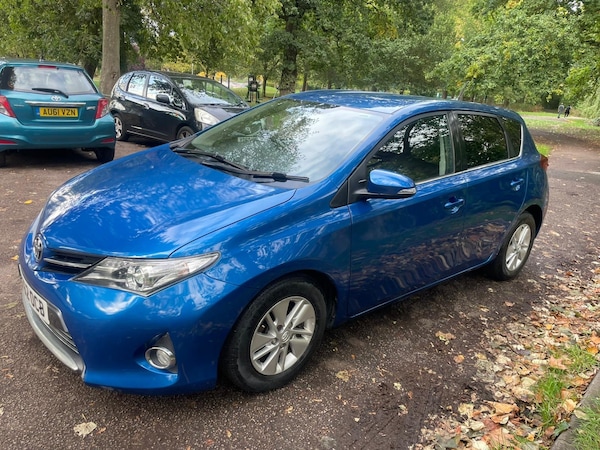 Used Toyota Auris 2013 for sale - 76025812: Photo 1