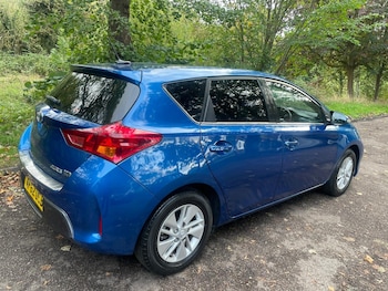 Used Toyota Auris 2013 for sale - 76025812: Photo