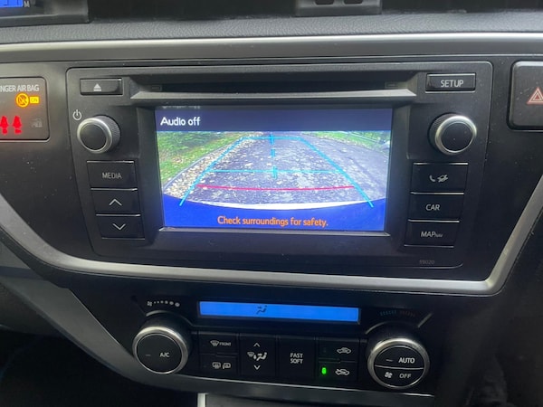 Used Toyota Auris 2013 for sale - 76025812: Photo 9