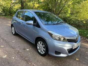 Used Toyota Yaris 2013 for sale - 76246332: Photo