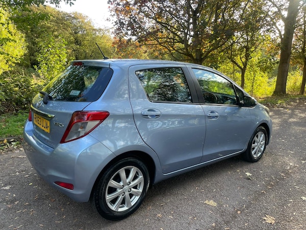 Used Toyota Yaris 2013 for sale - 76246332: Photo 3