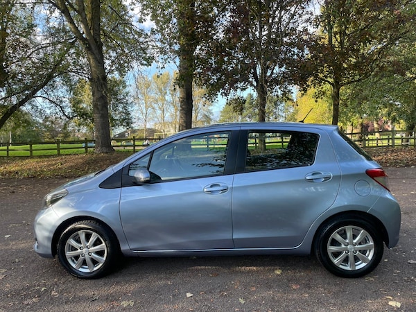 Used Toyota Yaris 2013 for sale - 76246332: Photo 5