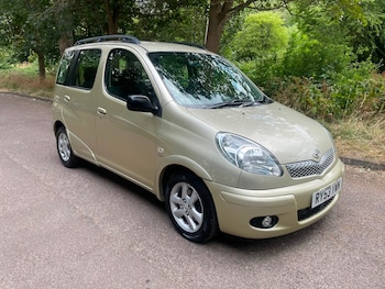 Used Toyota Yaris Verso 2004 for sale - 79320911: Photo