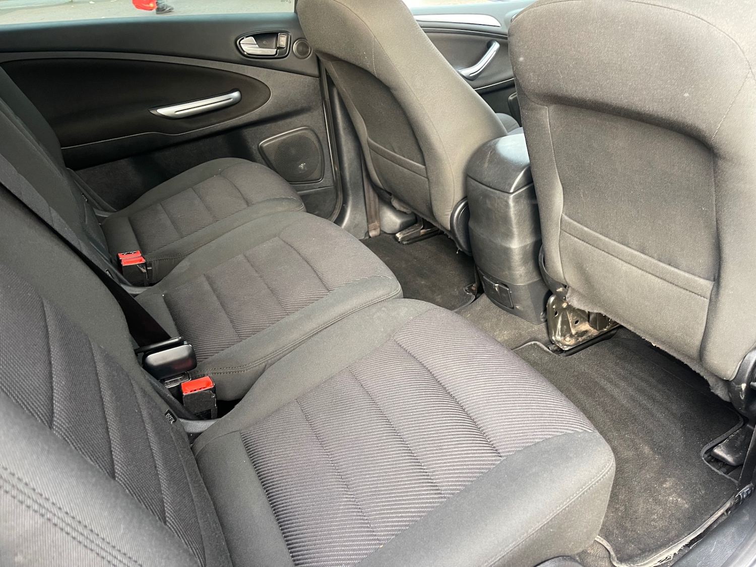 Used Ford S-Max 2011 for sale - 76931655: Photo 8