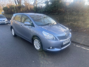 2012 (12) - 1.6 V-matic TR 5dr