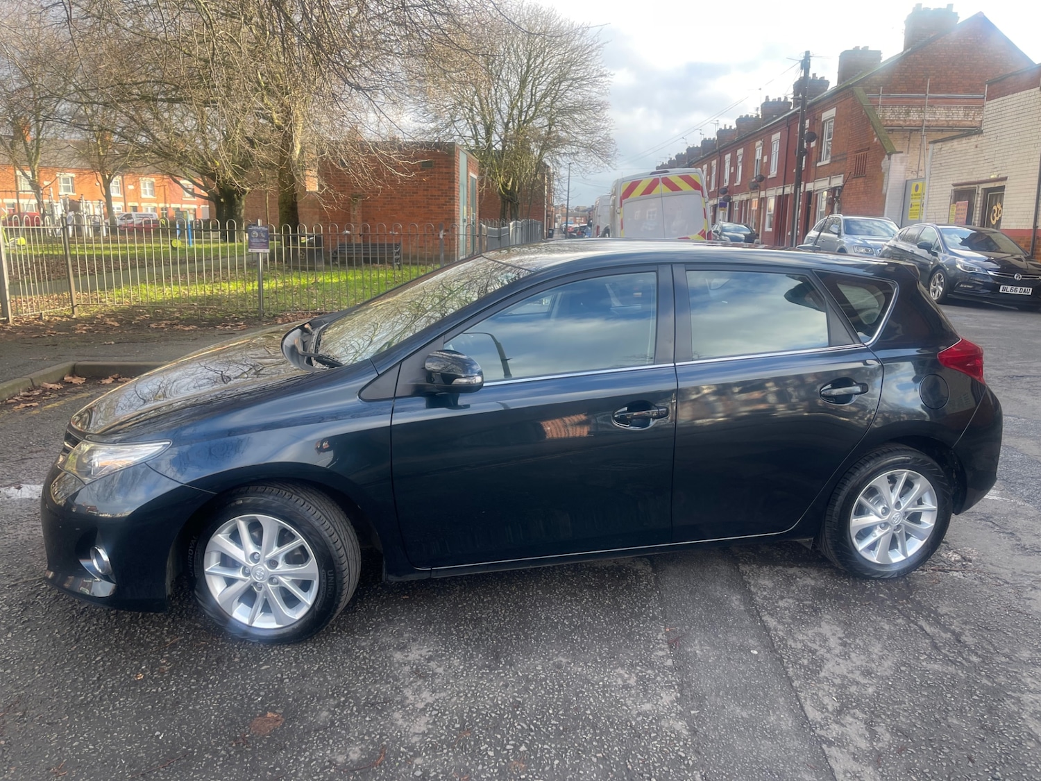 Used Toyota Auris 2013 for sale - 77432951: Photo 5