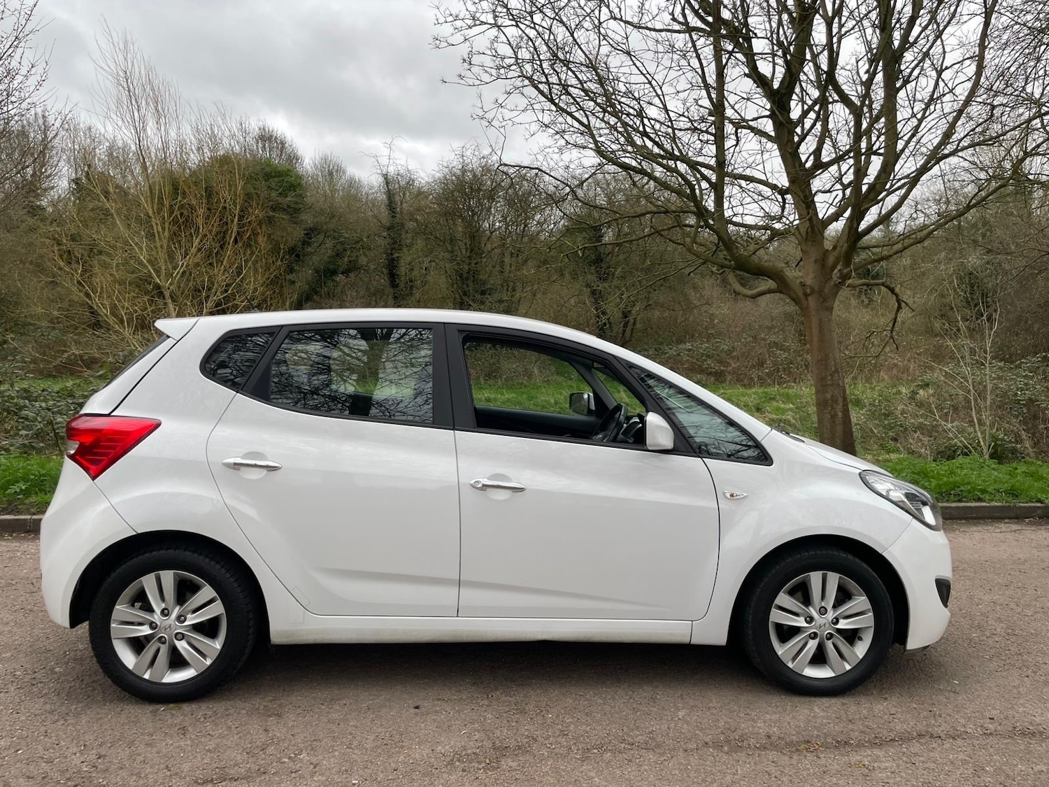 Used Hyundai Ix20 2011 for sale - 77890261: Photo 6