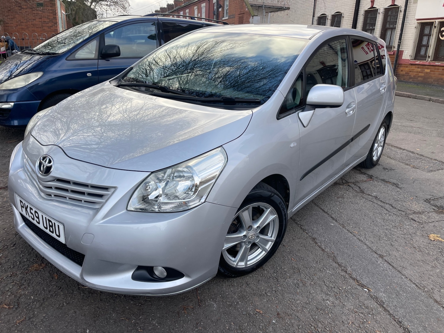Used Toyota Verso 2009 for sale - 76931455: Photo 1