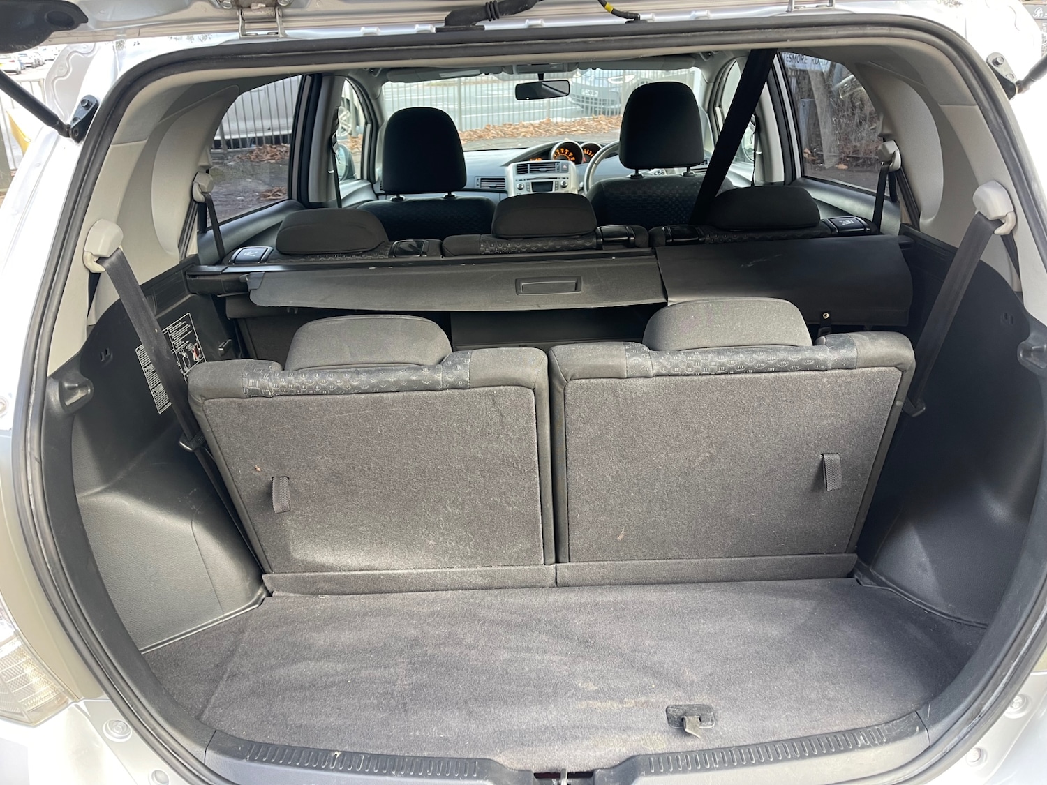 Used Toyota Verso 2009 for sale - 76931455: Photo 11