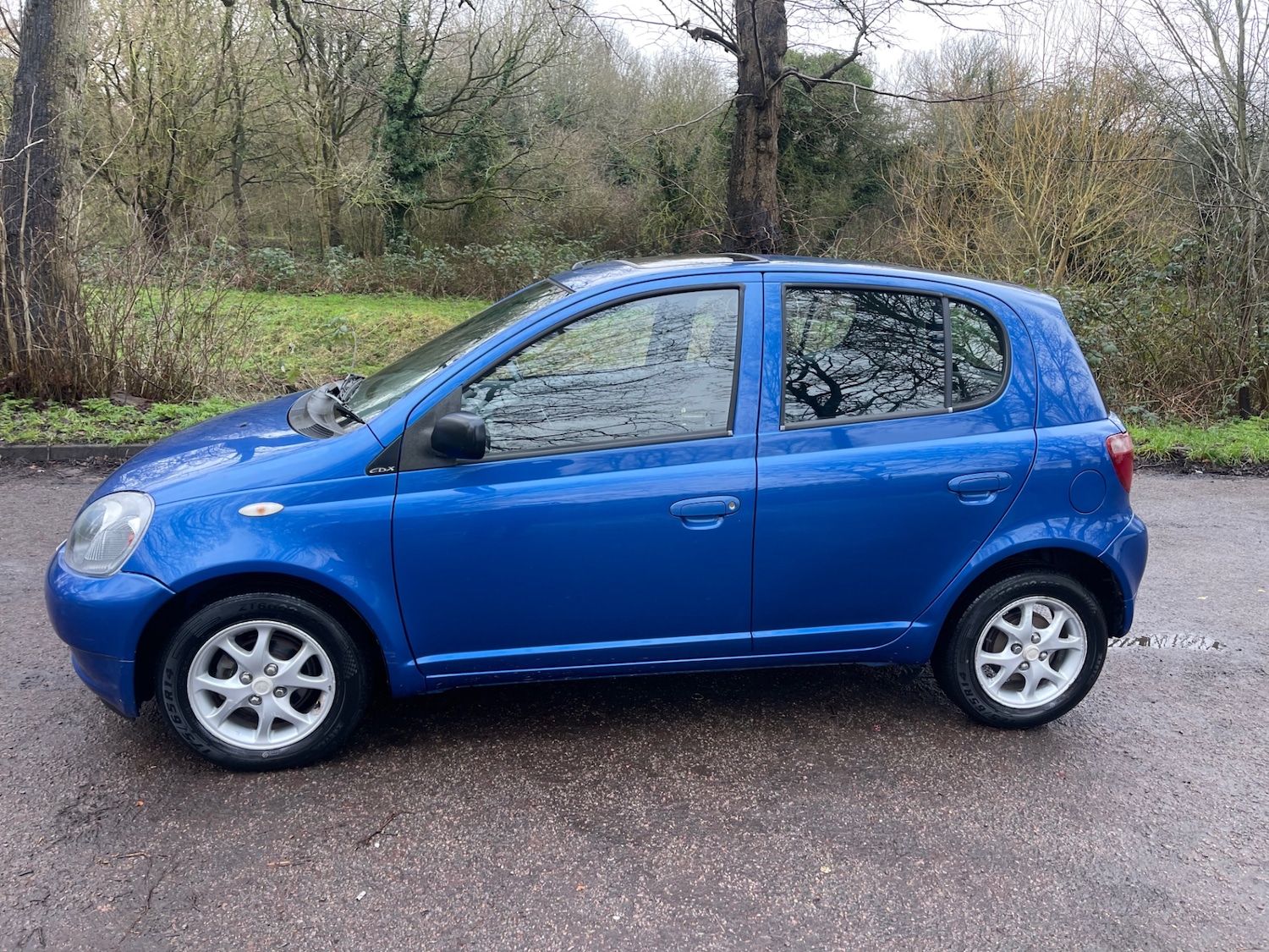 Used Toyota Yaris 2002 for sale - 77434729: Photo 5