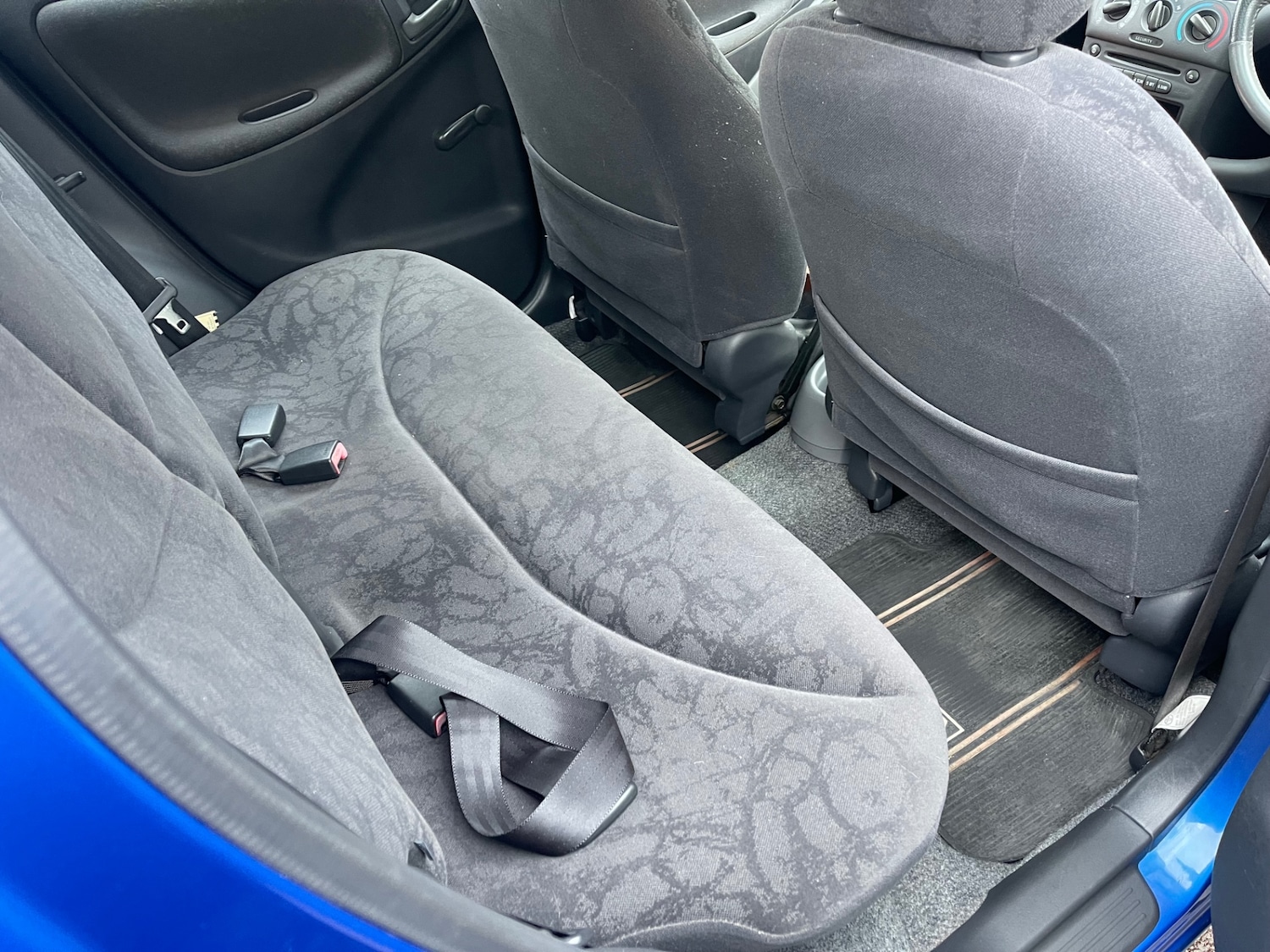 Used Toyota Yaris 2002 for sale - 77434729: Photo 7