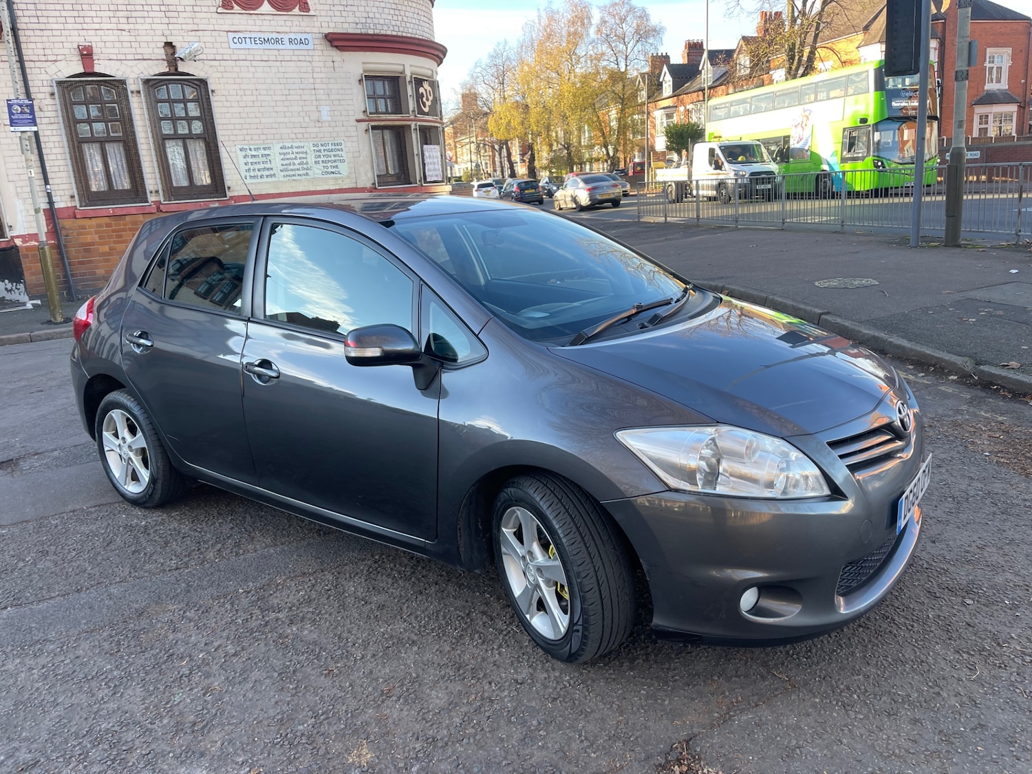 Used Toyota Auris 2010 for sale - 76664588: Photo 2