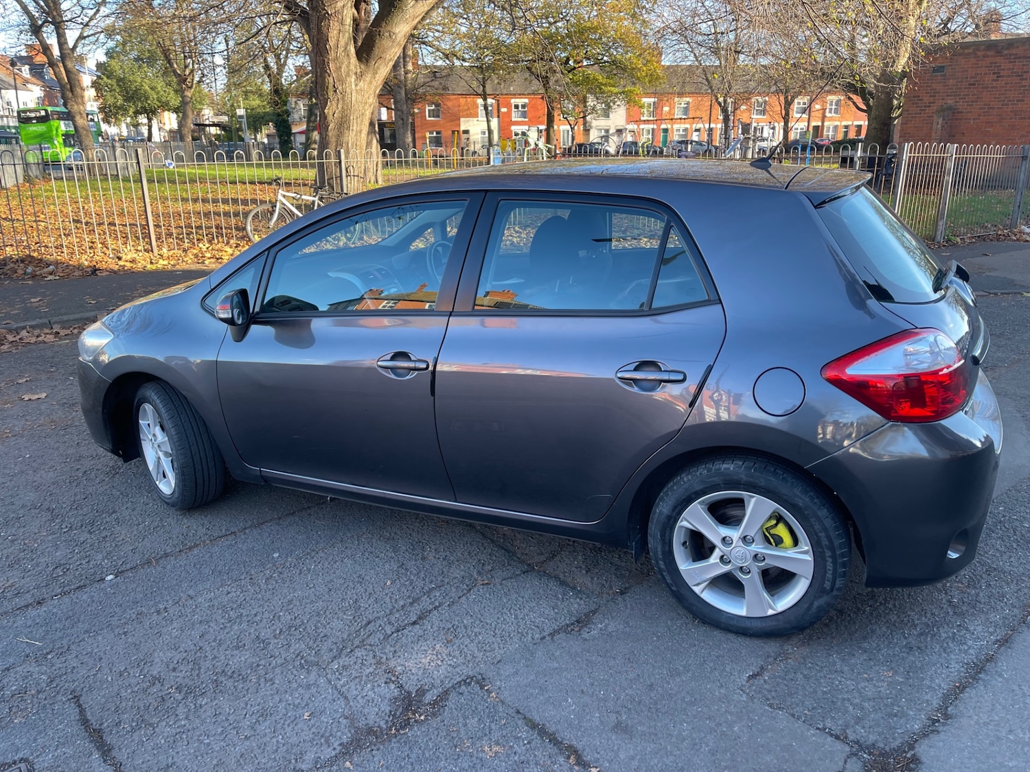 Used Toyota Auris 2010 for sale - 76664588: Photo 4