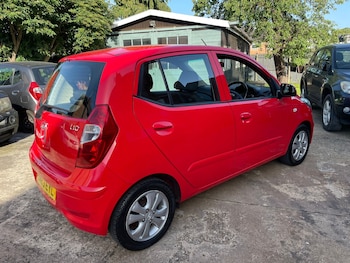 Used Hyundai i10 2013 for sale - 79008175: Photo