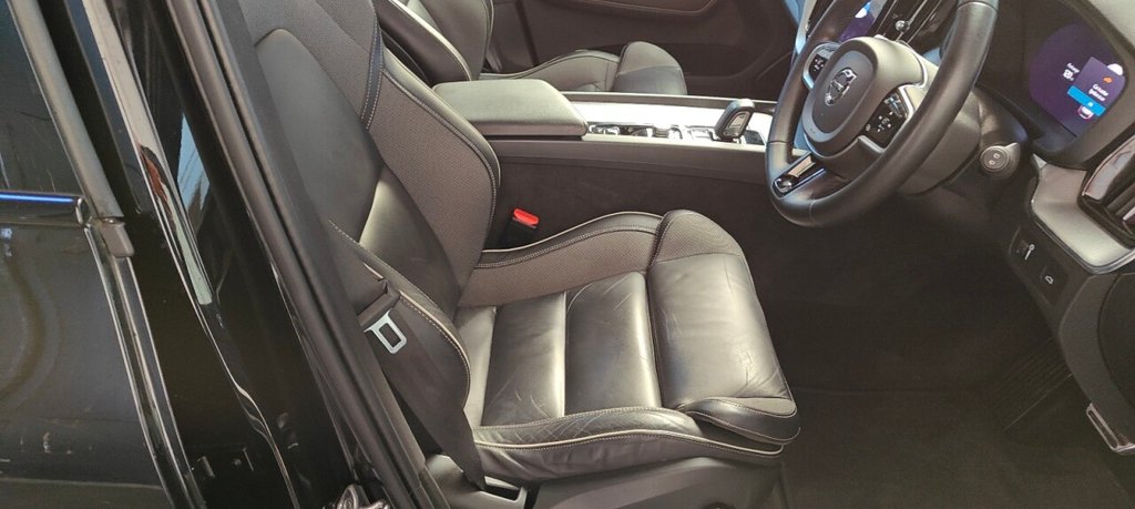 Used Volvo XC60 2021 for sale - 76308899: Photo 16