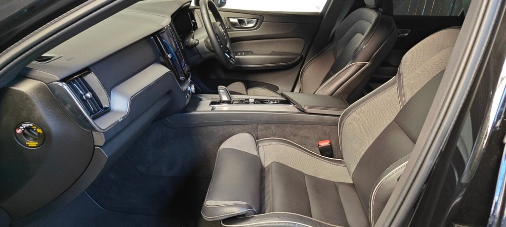 Used Volvo XC60 2021 for sale - 76308899: Photo 20