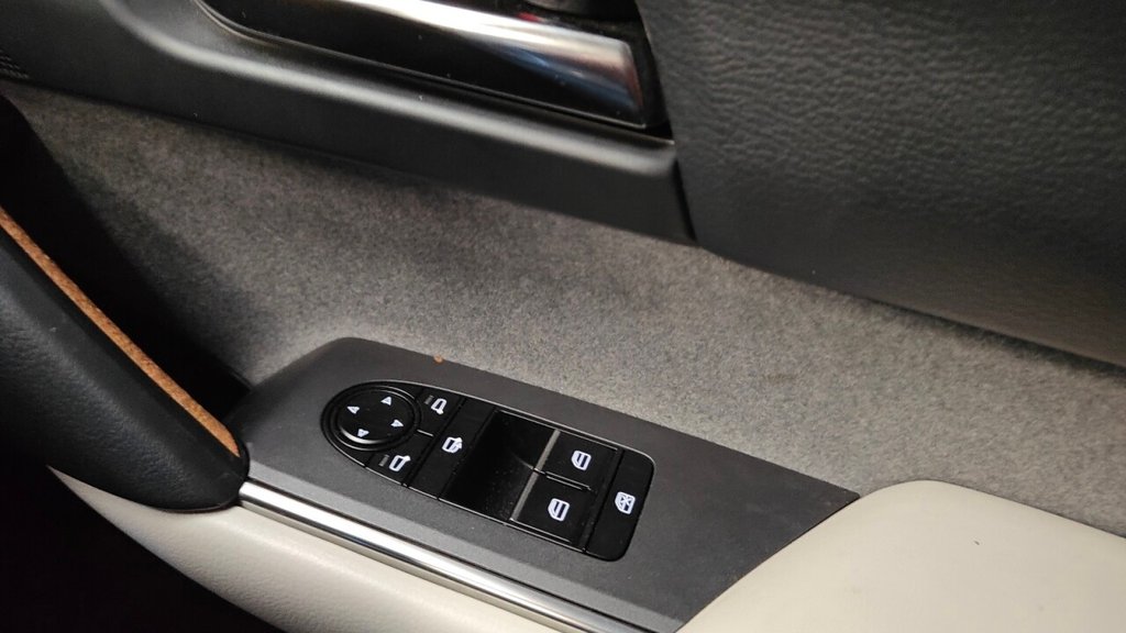 Used Mazda MX-30 2022 for sale - 76303457: Photo 23