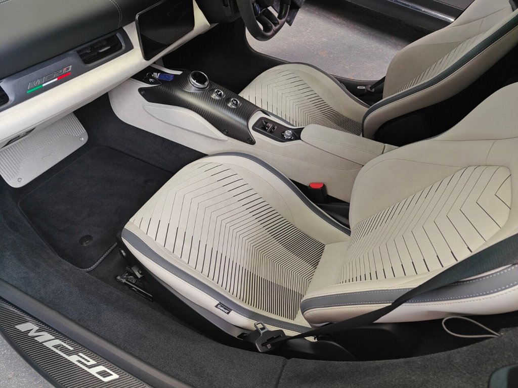 Used Maserati MC20 2024 for sale - 76308898: Photo 20