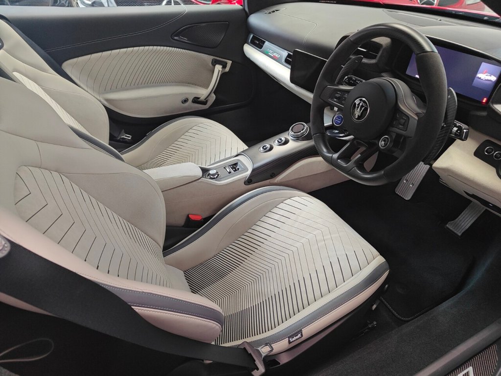 Used Maserati MC20 2024 for sale - 76308898: Photo 21