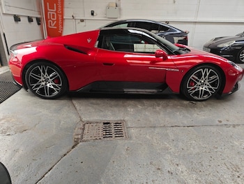 Used Maserati MC20 2024 for sale - 76308898: Photo