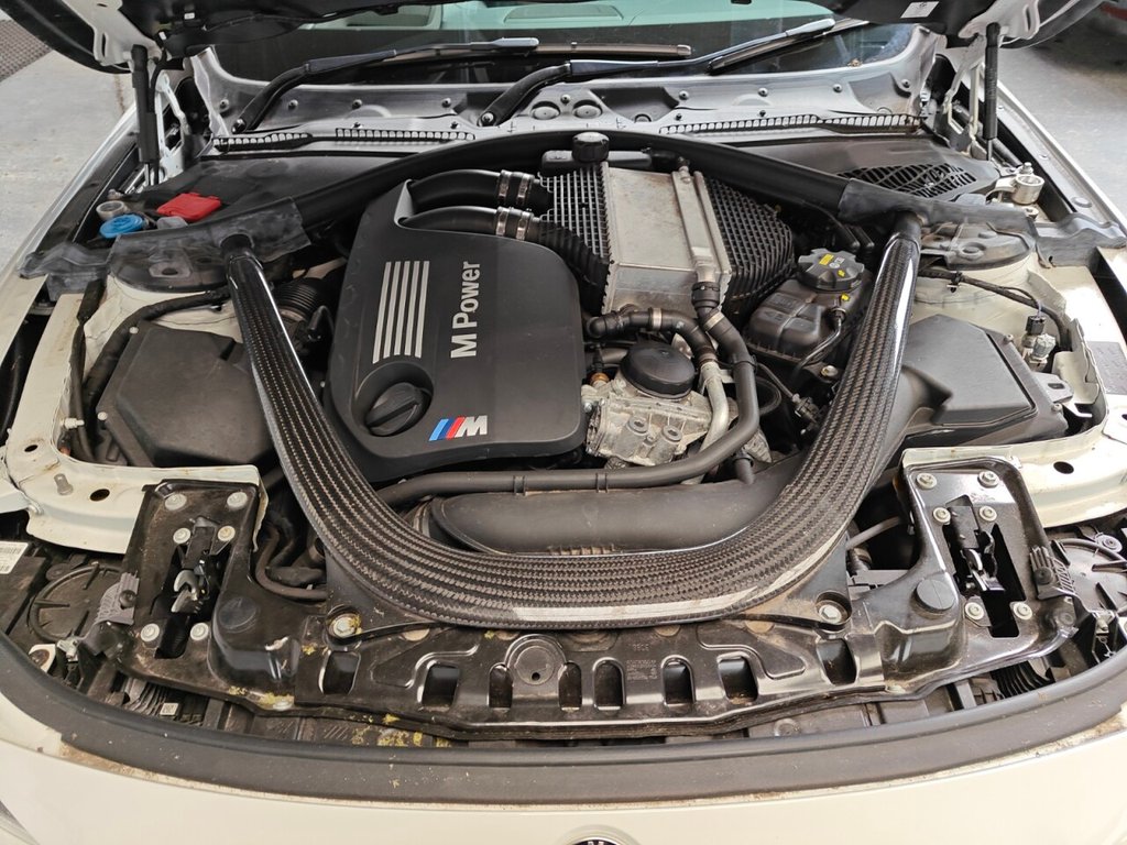 Used BMW M4 2017 for sale - 76308900: Photo 28