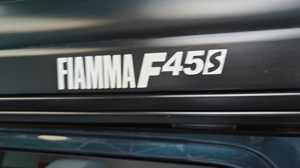 Used Volkswagen Transporter 2019 for sale - 76642418: Photo 38