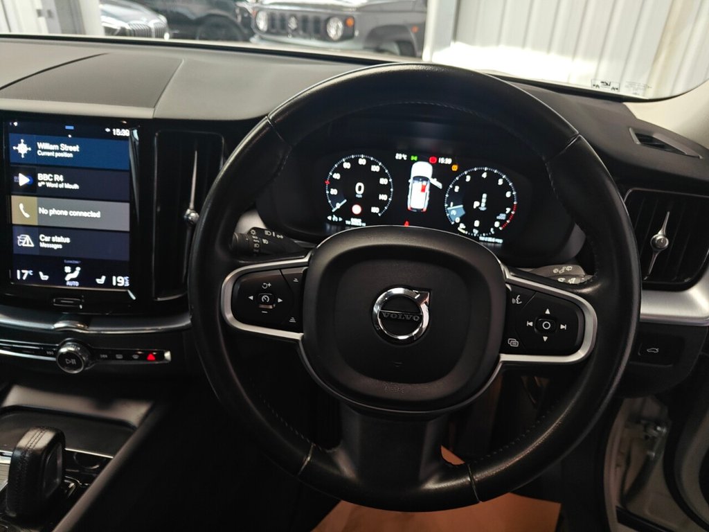 Used Volvo XC60 2020 for sale - 76308903: Photo 10