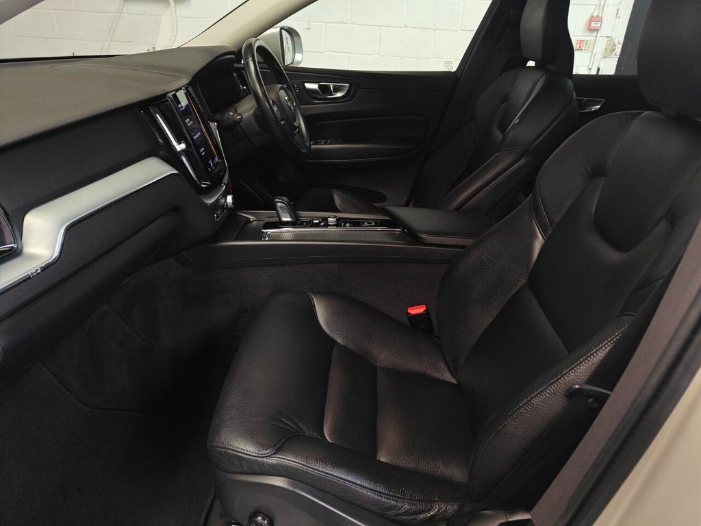 Used Volvo XC60 2020 for sale - 76308903: Photo 12