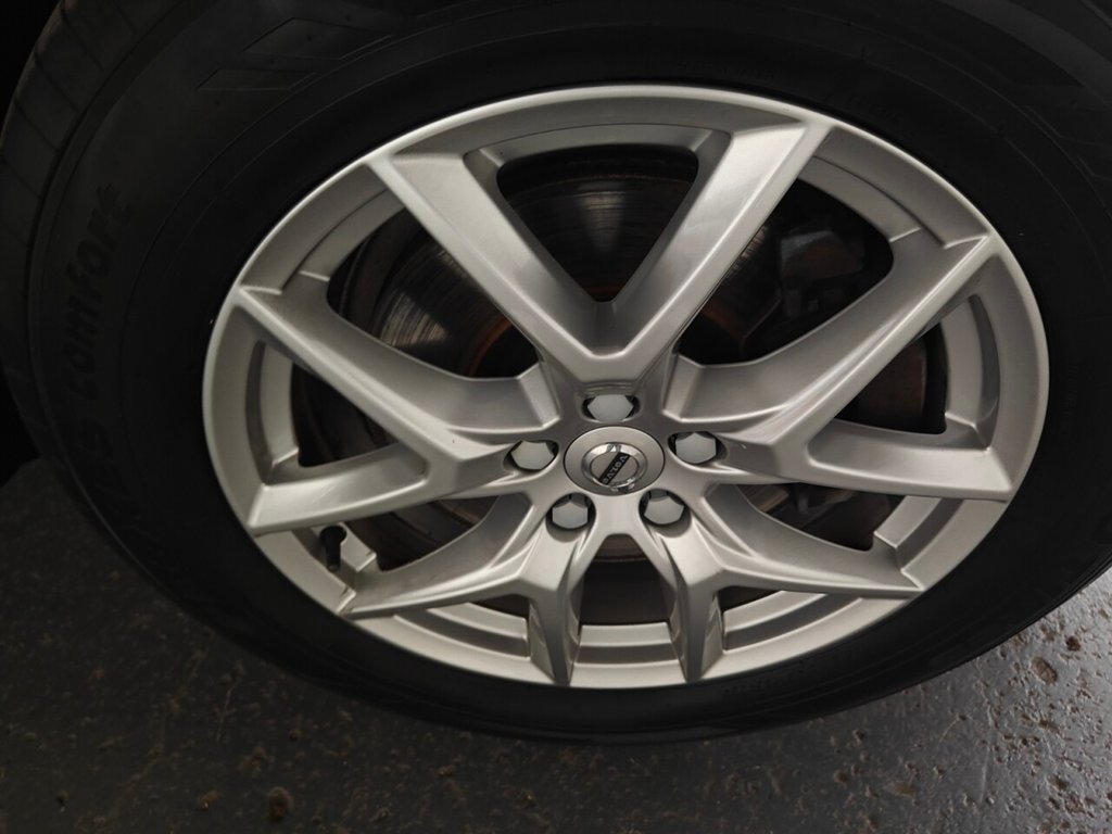 Used Volvo XC60 2020 for sale - 76308903: Photo 36