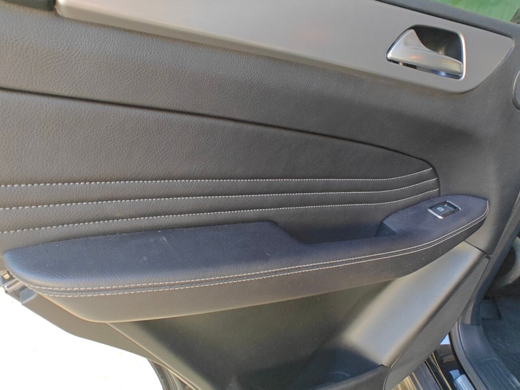 Used Mercedes-Benz M Class 2013 for sale - 76308905: Photo 25