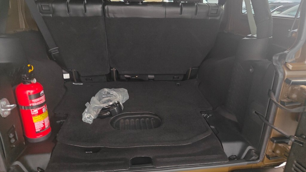 Used Jeep Wrangler 2018 for sale - 76558894: Photo 23