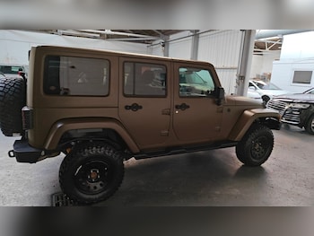 Used Jeep Wrangler 2018 for sale - 76558894: Photo