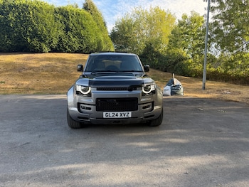 Used Land Rover Defender 2024 for sale - 79486190: Photo