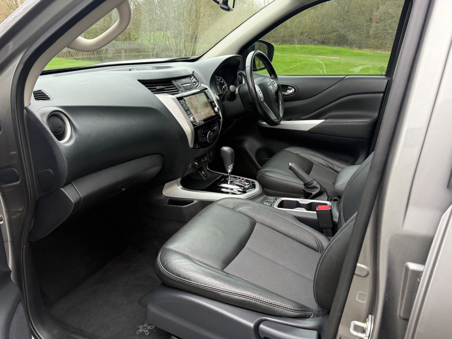 Used Nissan Navara 2020 for sale - 77709008: Photo 10