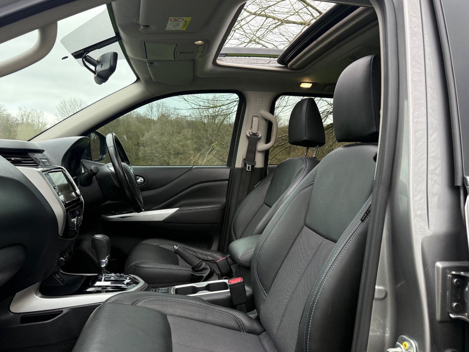 Used Nissan Navara 2020 for sale - 77709008: Photo 11