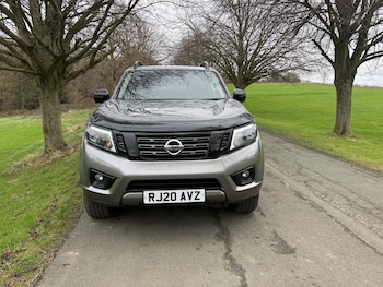 Used Nissan Navara 2020 for sale - 77709008: Photo