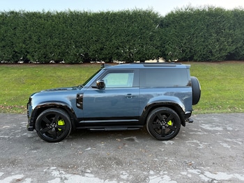 Used Land Rover Defender 2020 for sale - 76521218: Photo