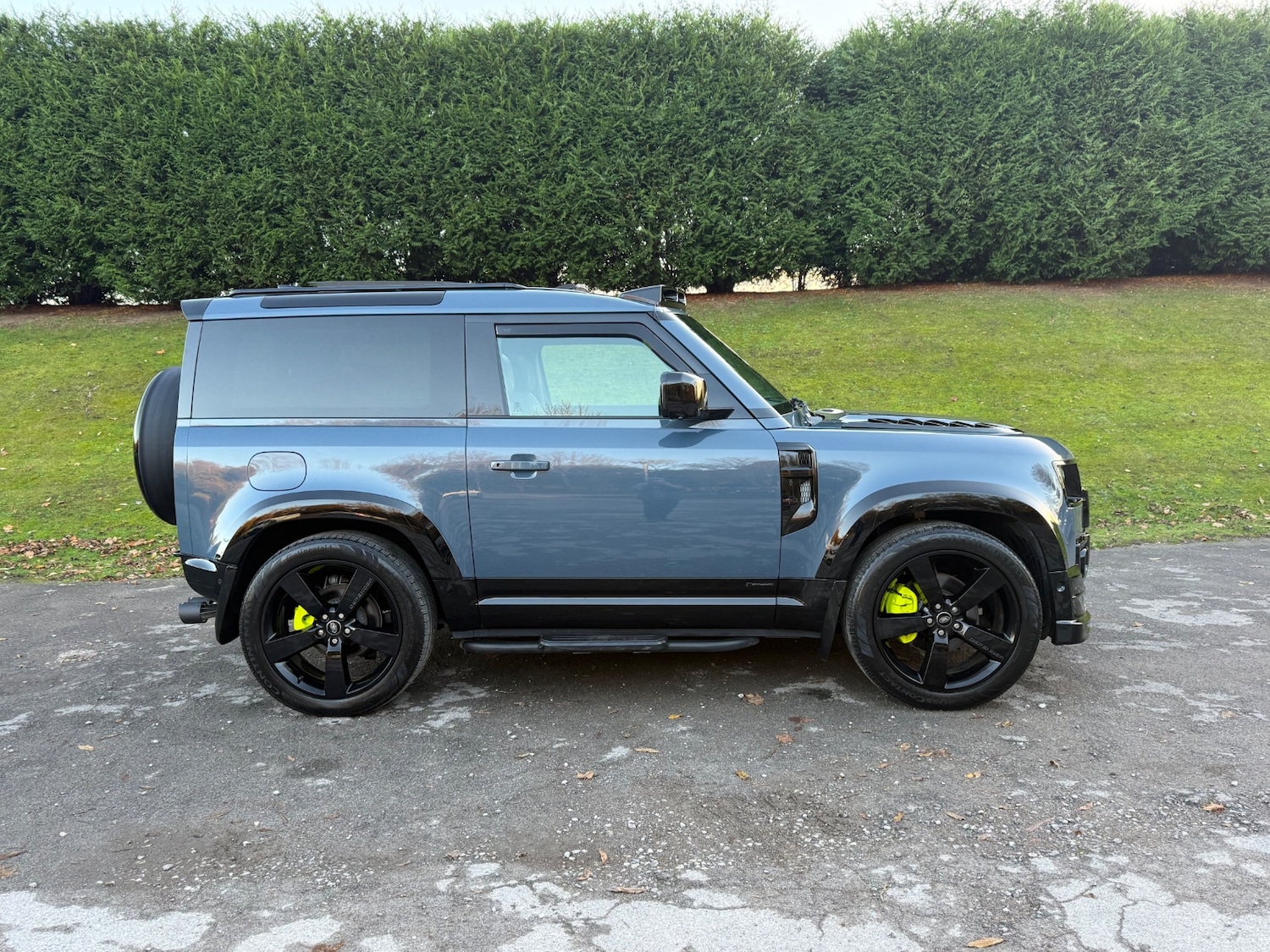 Used Land Rover Defender 2020 for sale - 76521218: Photo 5