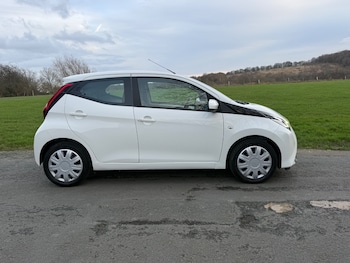 Used Toyota AYGO 2021 for sale - 77956921: Photo