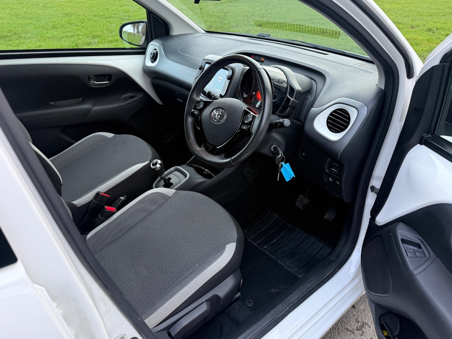 Used Toyota AYGO 2021 for sale - 77956921: Photo 8