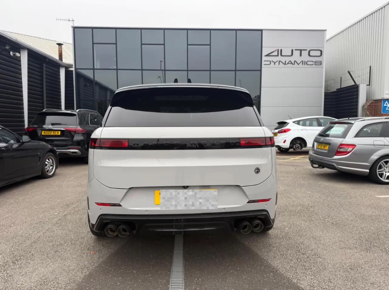 Used Land Rover Range Rover Sport 2023 for sale - 76418655: Photo 2