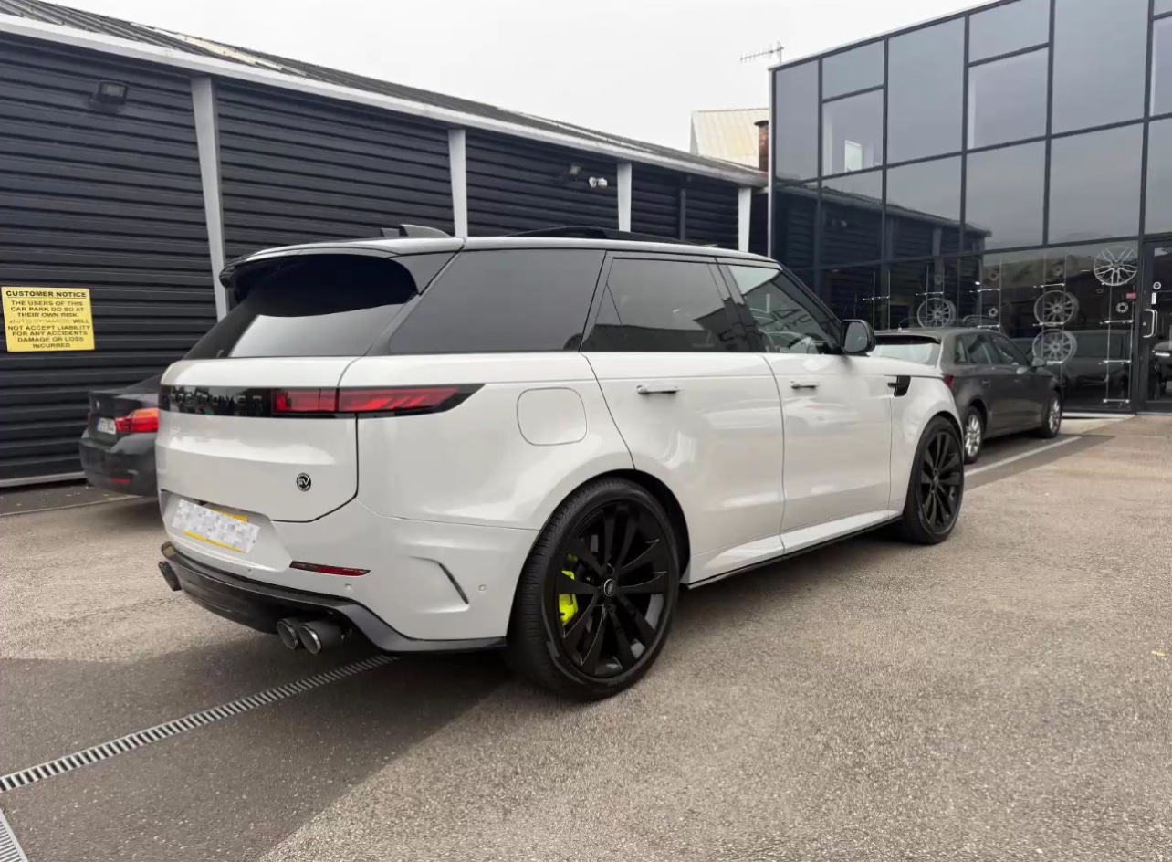 Used Land Rover Range Rover Sport 2023 for sale - 76418655: Photo 3