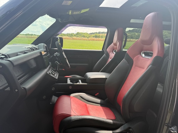 Used Land Rover Defender 2022 for sale - 75399793: Photo 12
