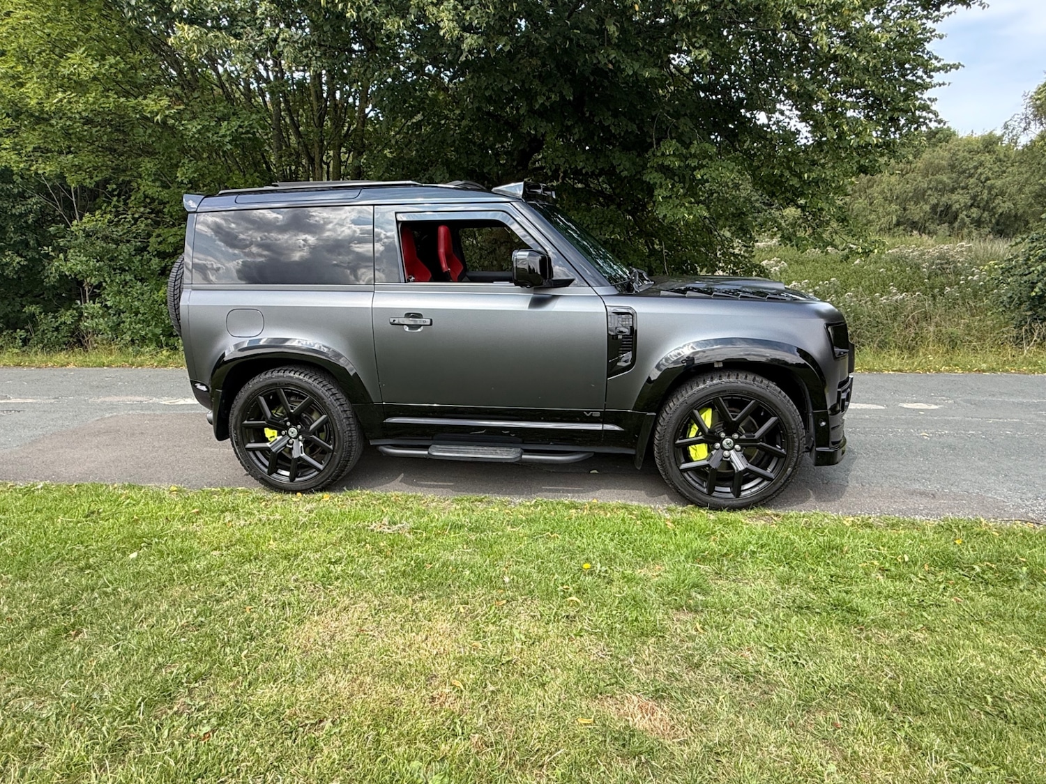 Used Land Rover Defender 2022 for sale - 78141148: Photo 17