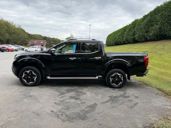 Used Nissan Navara 2020 for sale - 76082837: Photo