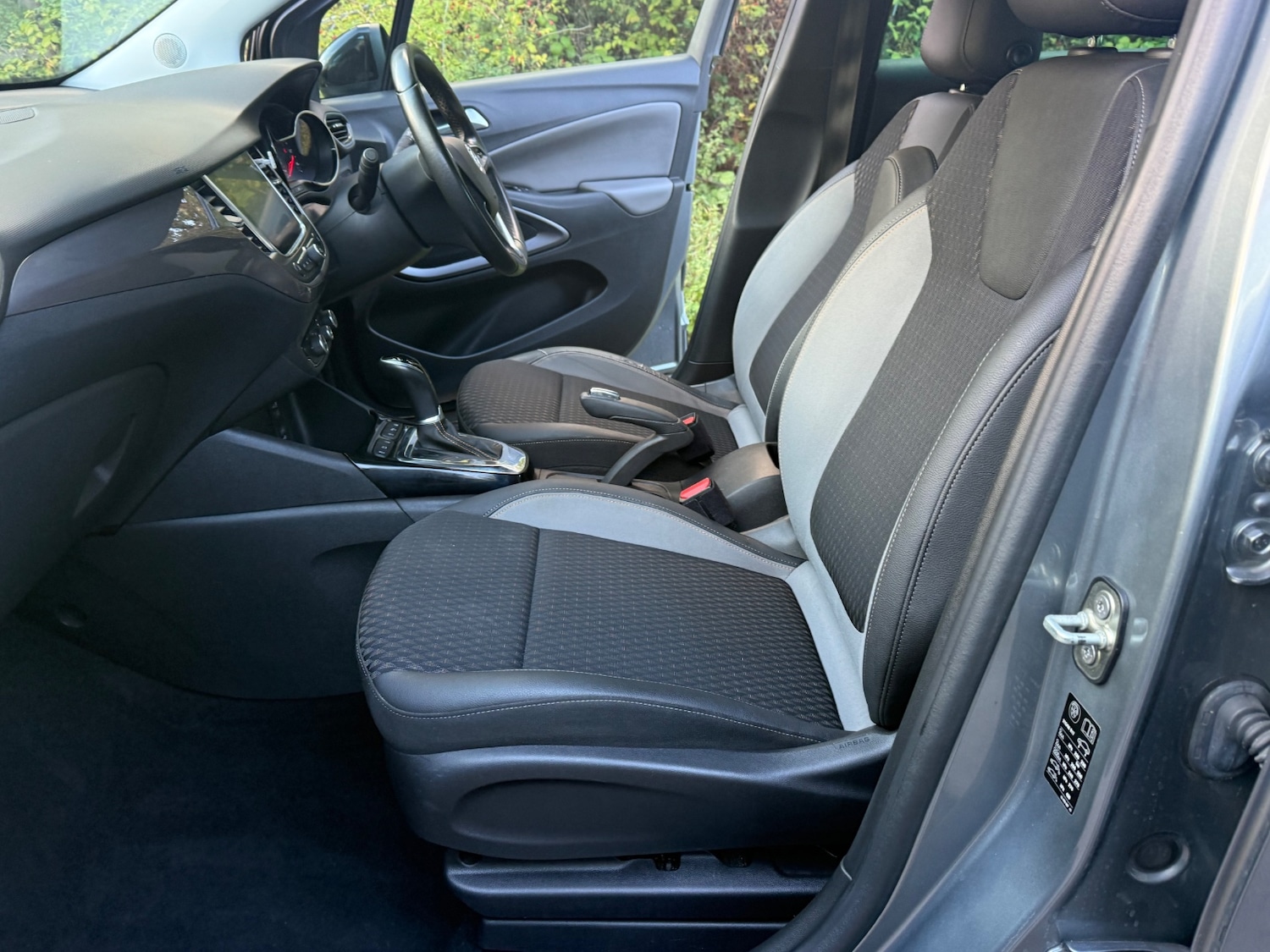 Used Vauxhall Crossland X 2018 for sale - 76351836: Photo 10