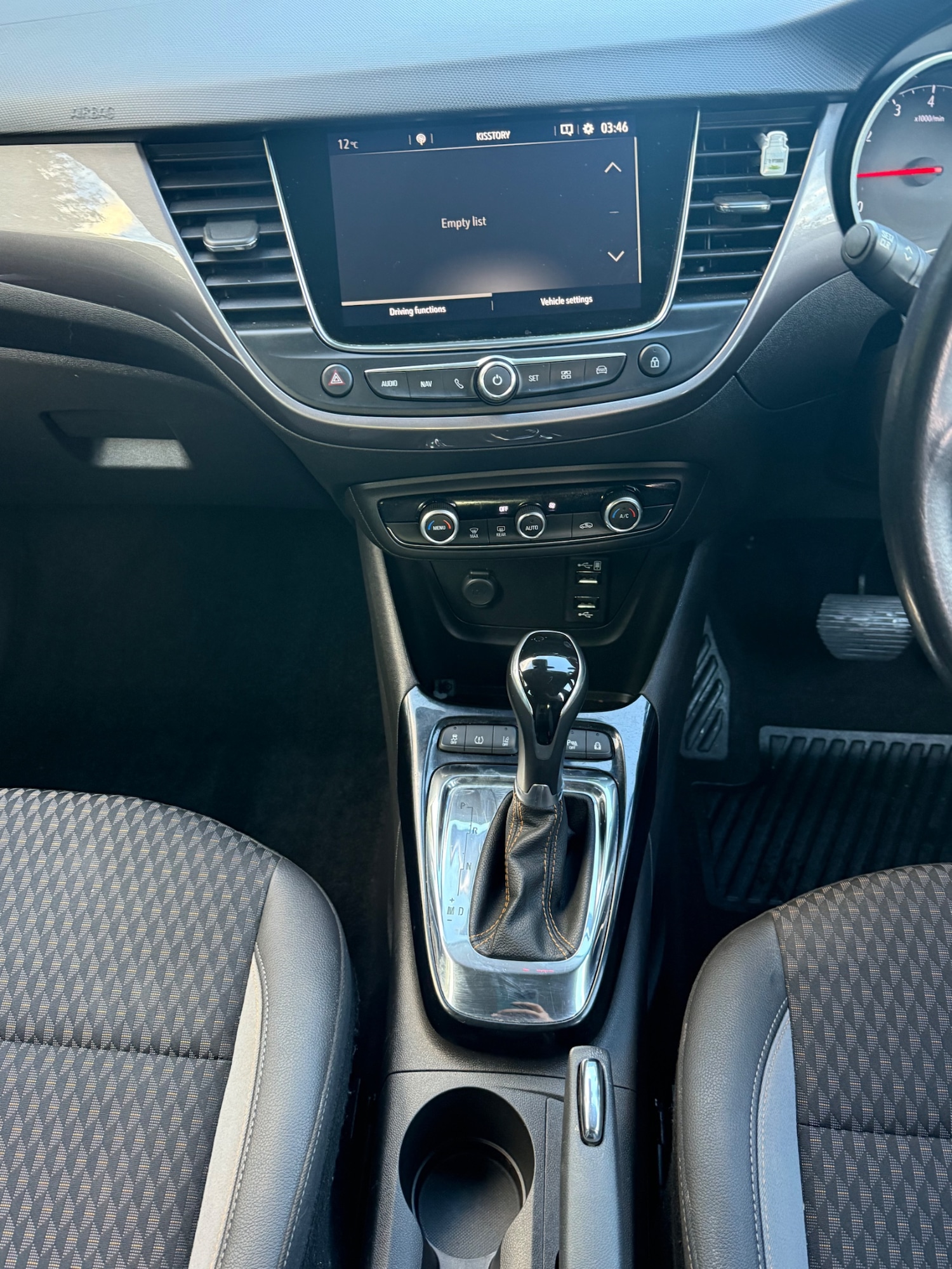 Used Vauxhall Crossland X 2018 for sale - 76351836: Photo 13