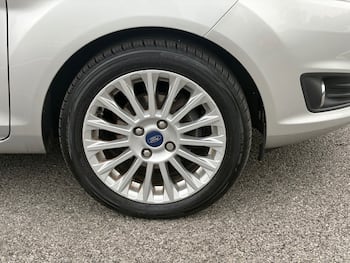 Used Ford Fiesta 2013 for sale - 79674633: Photo