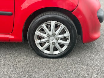 Used Peugeot 107 2005 for sale - 79750233: Photo